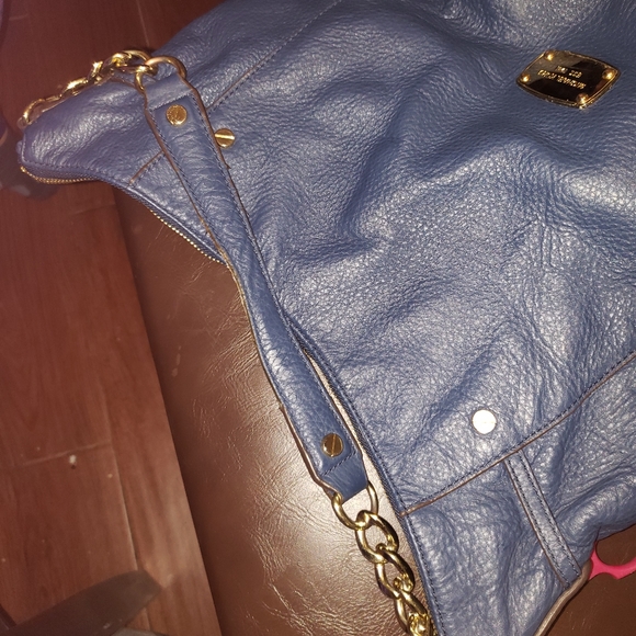 Handbag - Picture 5 of 8